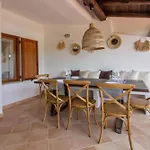 Guesthost - Poolside Paradise Near The Daire *