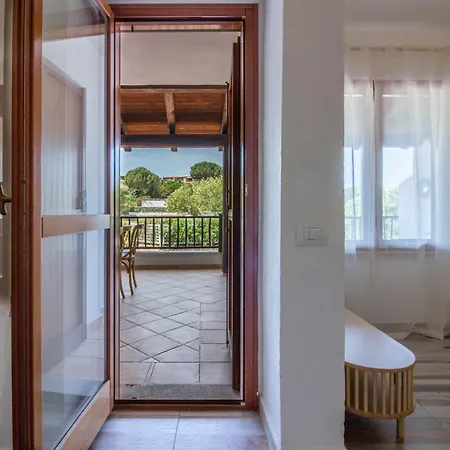 Guesthost - Poolside Paradise Near The Daire *