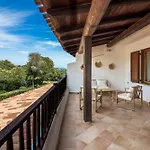 Guesthost - Poolside Paradise Near The * Porto Istana